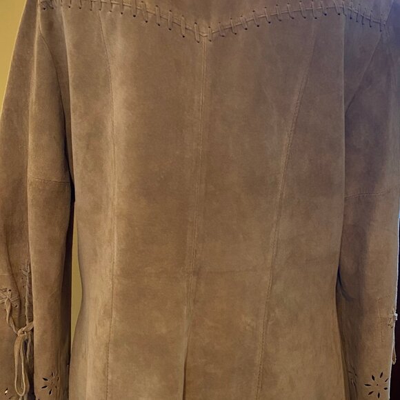 Light as Air Fine Cutwork Suede Jacket, Whipstitched. INC Brand Size Medium - Picture 2 of 4